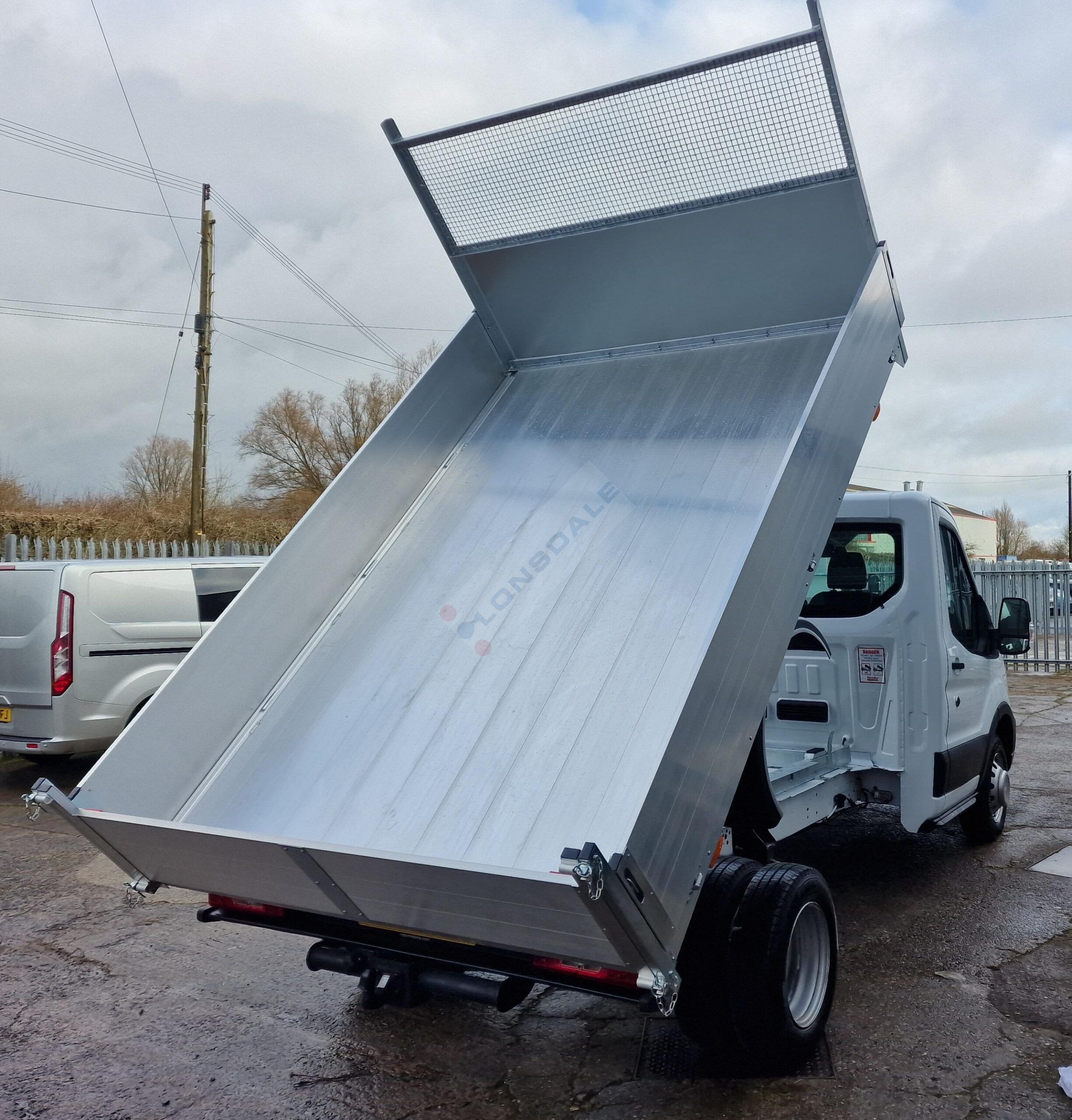 Ford Transit L2 RWD DRW 2.0 Leader Ecoblue 130ps 3200mm Tipper Body