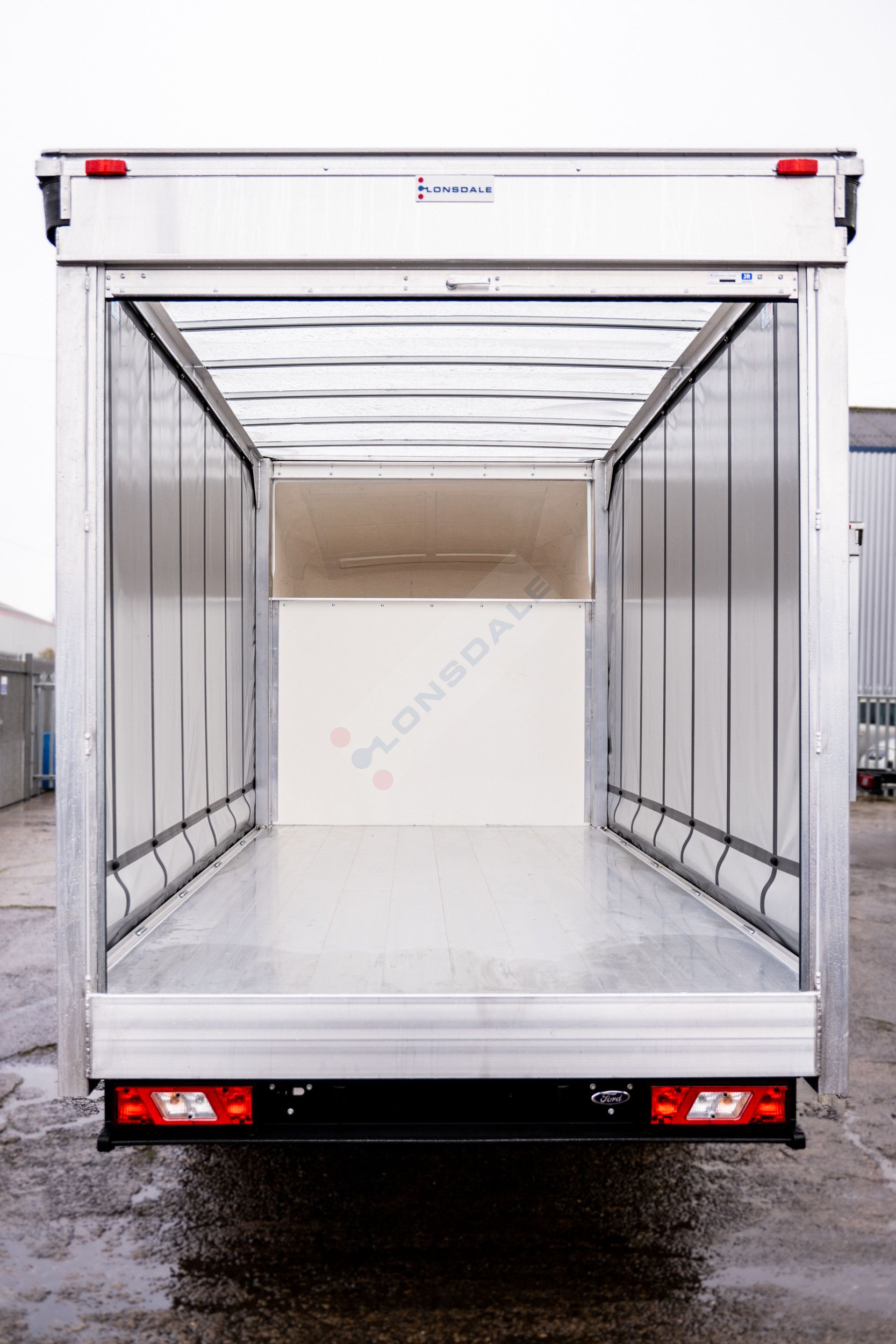 Ford Transit L4 RWD DRW lightweight curtain sider