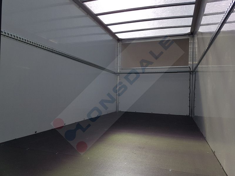 Peugeot Boxer Luton Body van 335L3