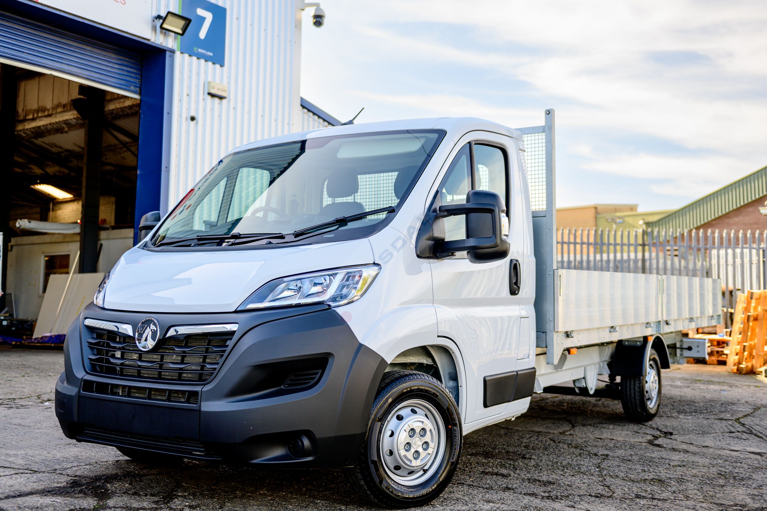 Vauxhall Movano Dropside 335L3
