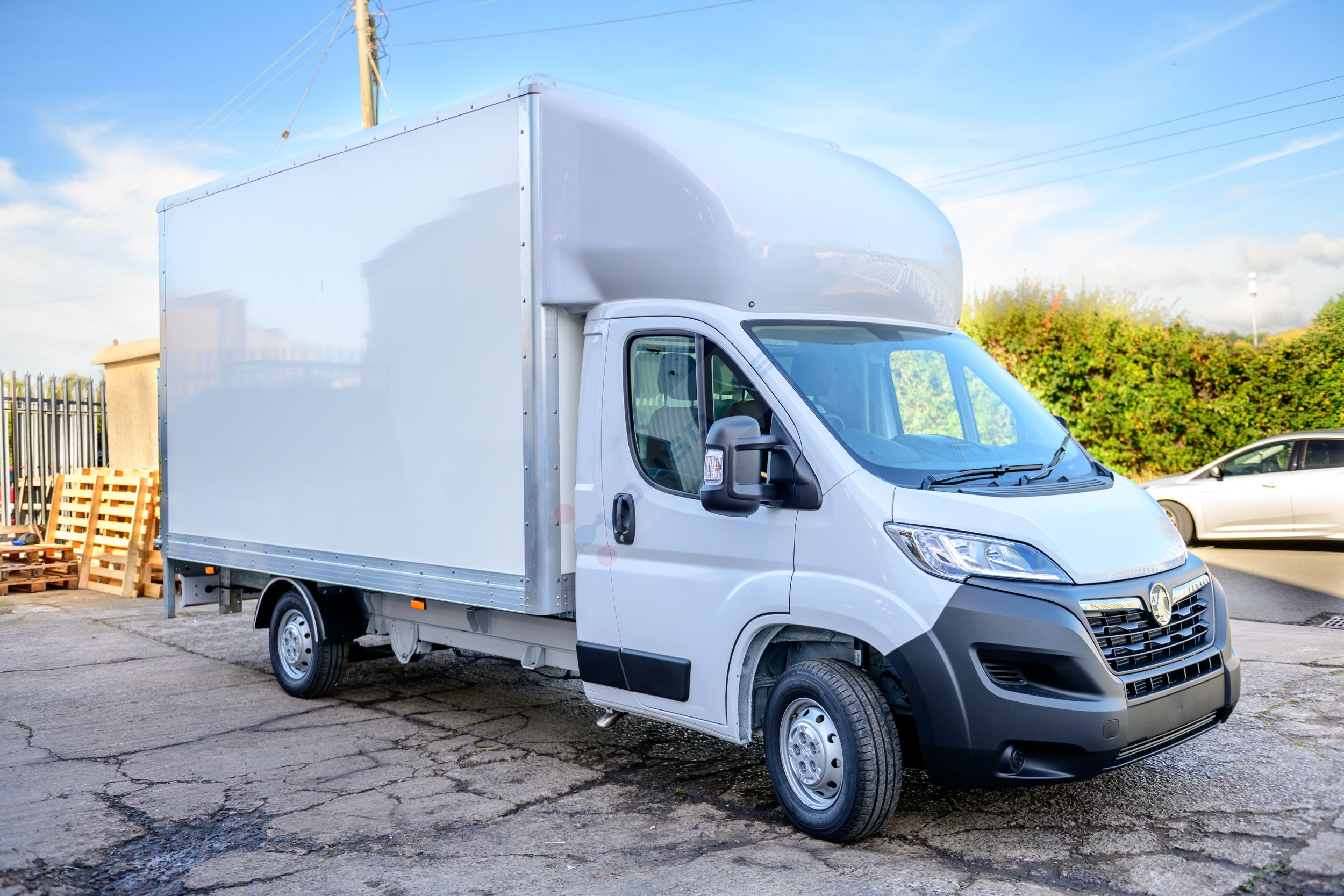 Vauxhall Movano Lightweight Luton Body van 35L3