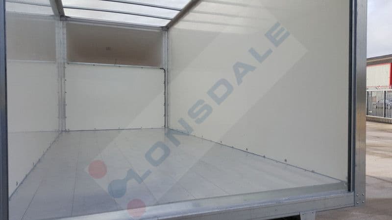 Vauxhall Movano Lightweight Luton Body van 13.4ft 35L3 2.2BlueHDi 140ps Euro 6.4, photo 3