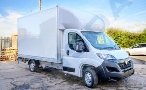 Vauxhall Movano Lightweight Luton Body van 16.0ft 35L3 2.2BlueHDi 140ps Euro 6.4