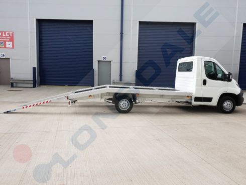 Peugeot Boxer Car Transporter 16.0ft 335L3 2.2BlueHDi 165ps Euro 6.4 - Image 5