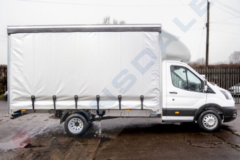 Ford Transit L4 RWD DRW 2.0 Ecoblue 130ps 4115mm lightweight curtain sider