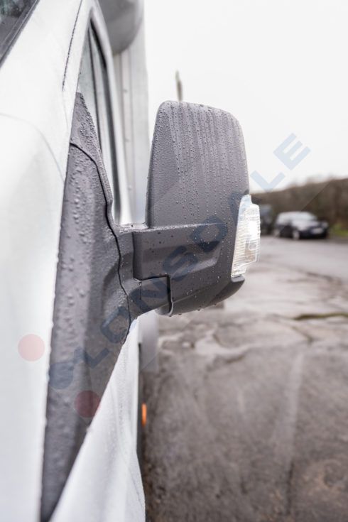 Ford Transit L4 RWD DRW 2.0 Ecoblue 130ps 4115mm lightweight curtain sider - Image 8