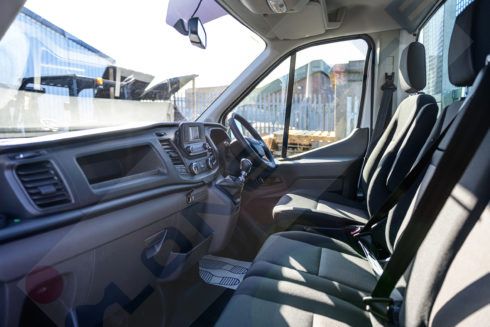 Ford Transit L4 RWD DRW 2.0 Ecoblue 130ps 4500mm dropside body - Image 3