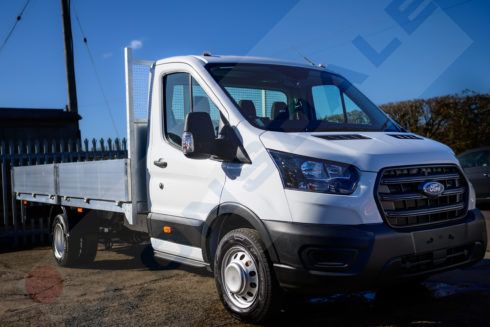 Ford Transit L4 RWD DRW 2.0 Ecoblue 130ps 4500mm dropside body
