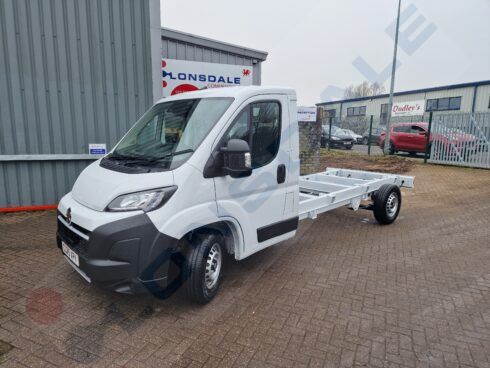 Vauxhall Movano Lightweight Luton Body van 15.6ft 35L3 2.2BlueHDi 140ps Euro 6.4 - Image 18